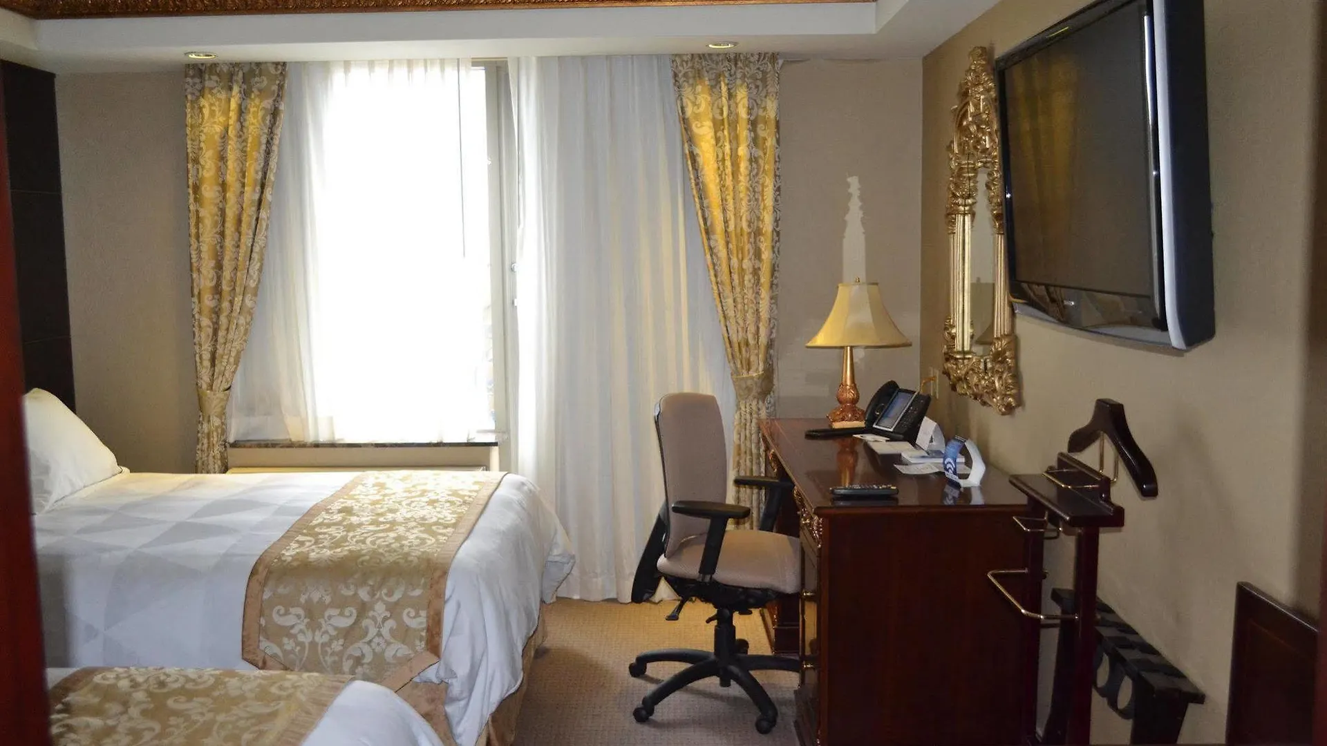 Radisson Hotel Toronto Airport West Mississauga